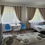 Gosciniec Noclegowe *